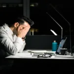 Decision Fatigue क्या है मानसिक थकान और ज्यादा फैसलों का असर
